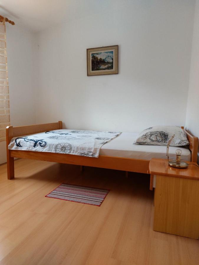 Apartman Nardi Vir Exterior foto
