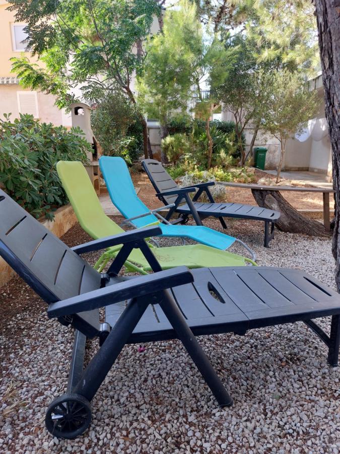 Apartman Nardi Vir Exterior foto